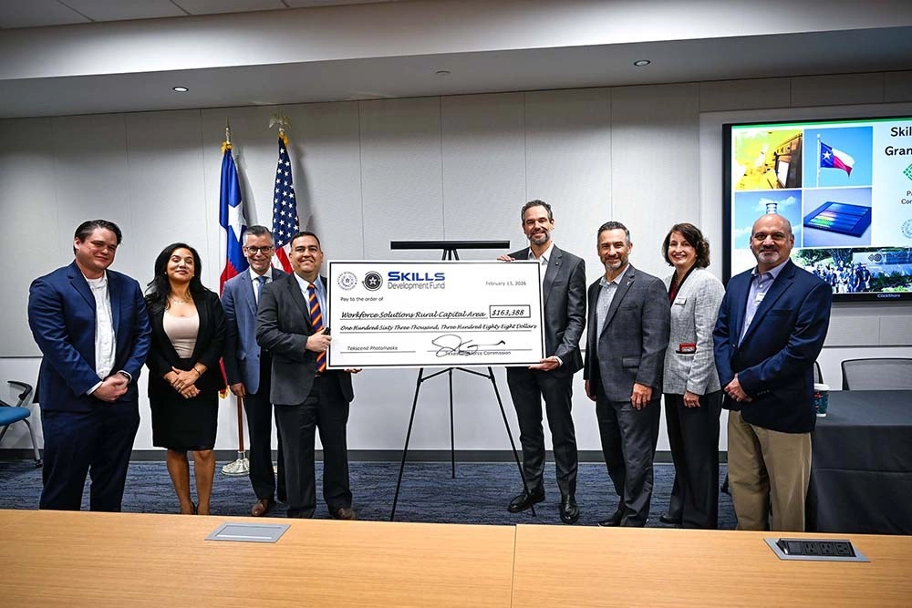 Upskilling Central Texas: Celebrating the Tekscend Photomask SDF Award