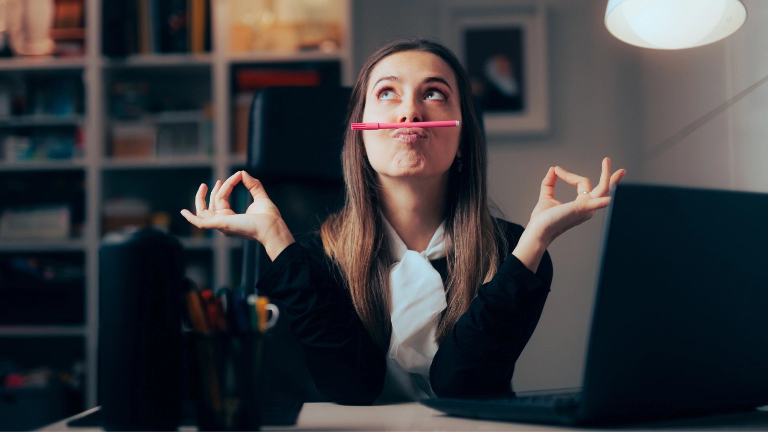 Job Hugging: The New Workforce Trend Every Employer Should Understand
